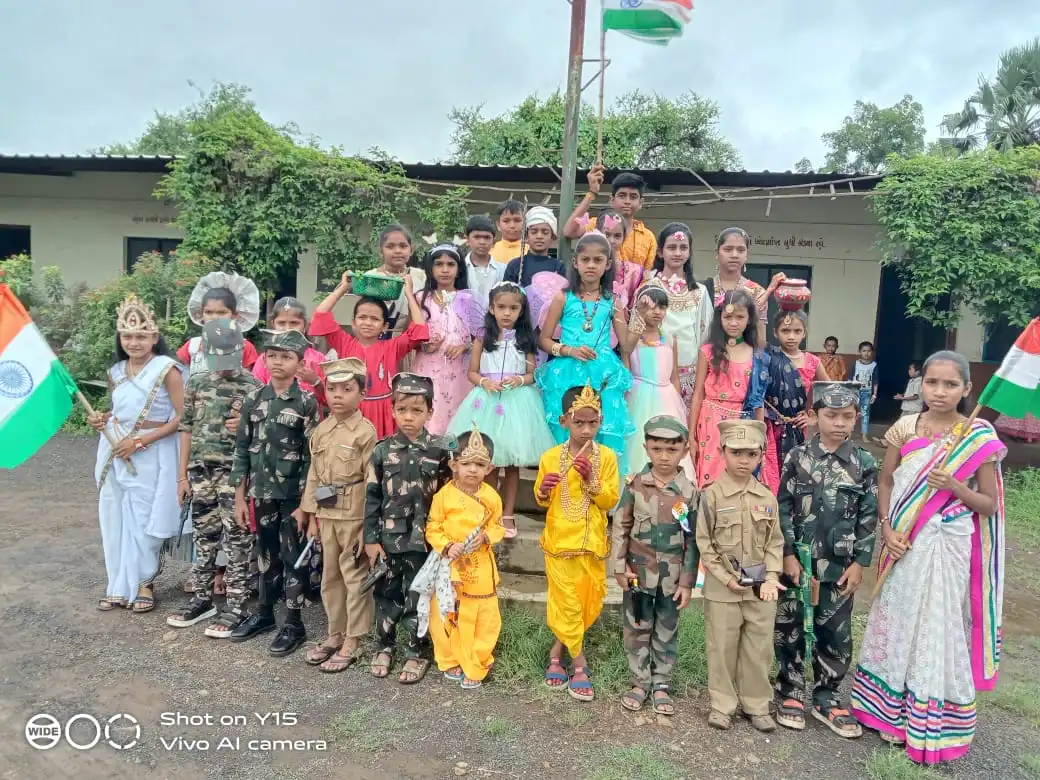   Vidhyakunj English Medium School