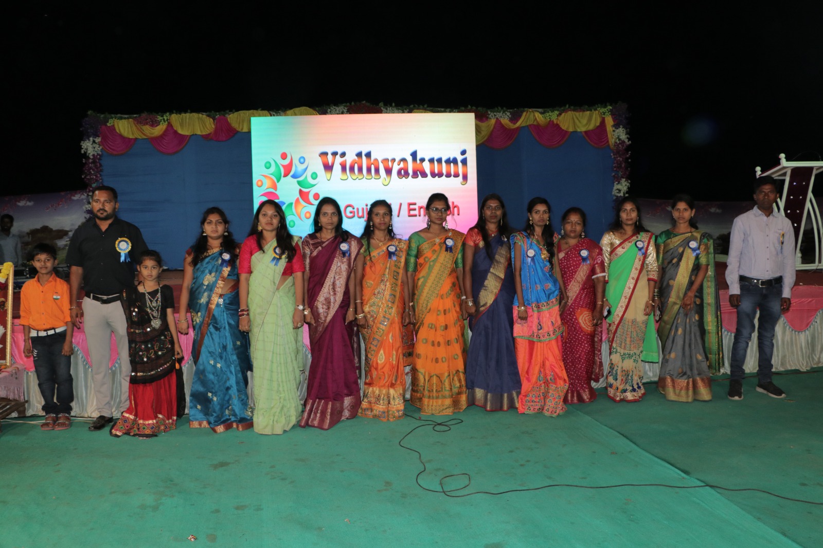 Vidhyakunj English and Gujarati Medium School faculty